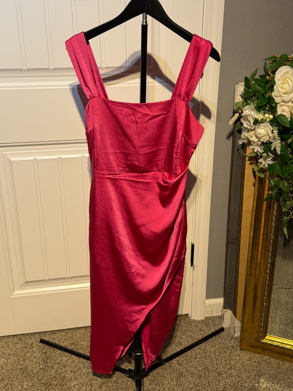 Lush Fuchsia Satin Midi Dress with wide Straps side zip